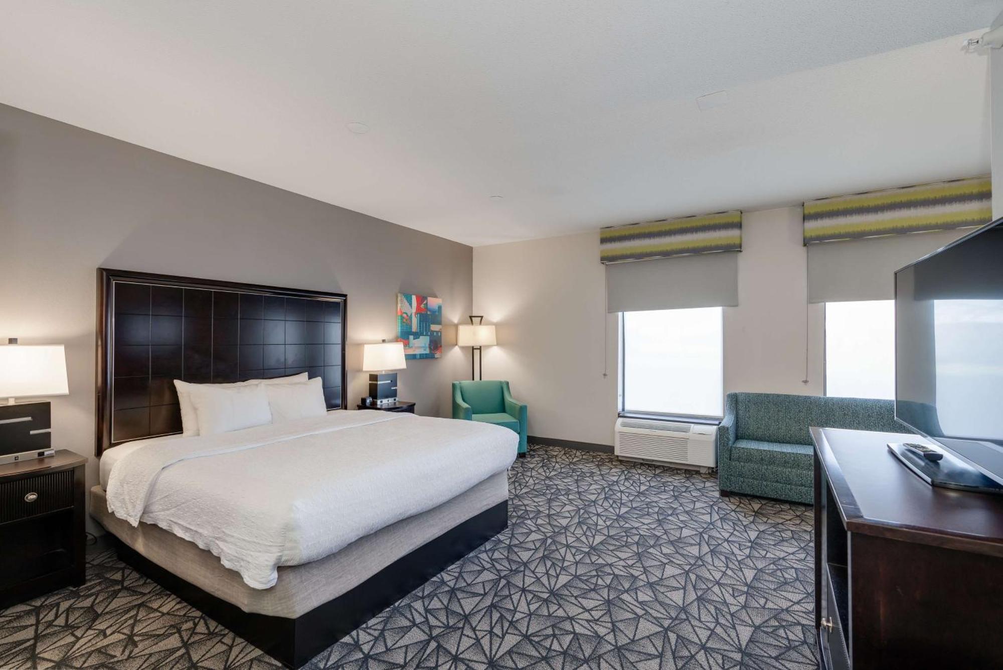 Hampton Inn Bloomington West Exterior photo